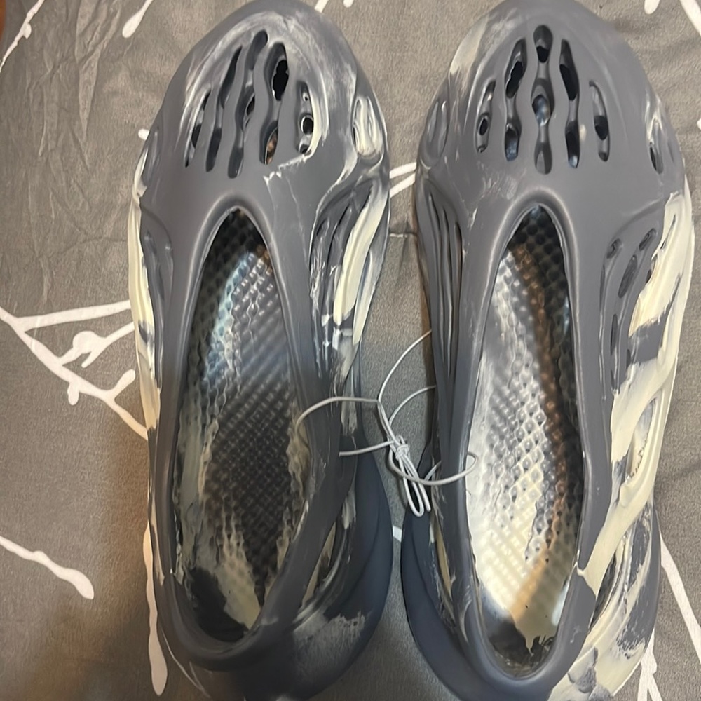 Yeezy inspired moon grey foam runners